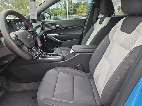 New 2026 Chevrolet Trax RS w/ Driver Confidence Package image 15