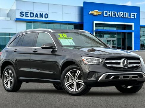 Used 2020 Mercedes-Benz GLC 300 4MATIC image 2