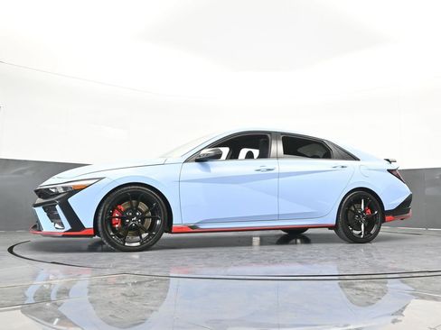 Used 2025 Hyundai Elantra N image 61