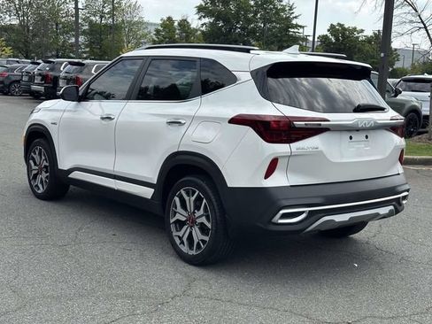 Used 2023 Kia Seltos SX w/ SX Sunroof Package AWD/4WD image 4