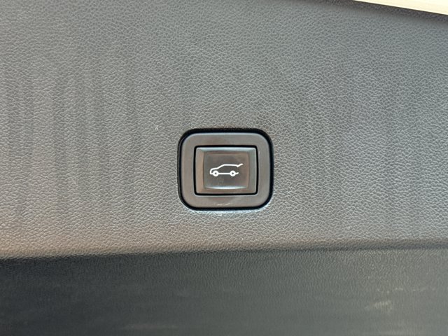 Used 2021 Cadillac XT6 Premium Luxury AWD/4WD image 11