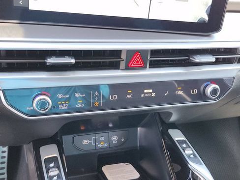 New 2026 Kia Sorento SX FWD image 28