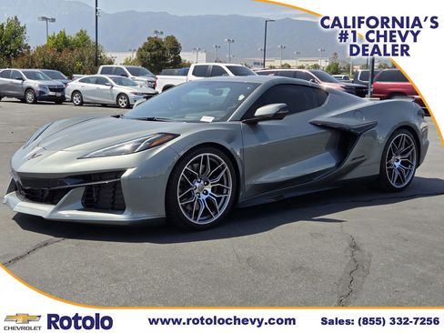 Used 2023 Chevrolet Corvette Z06 RWD image 3