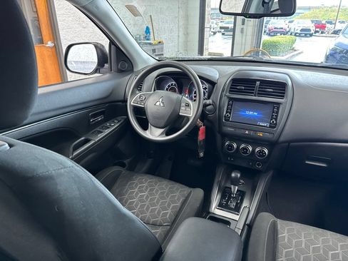Used 2025 Mitsubishi Outlander Sport ES AWD/4WD image 42