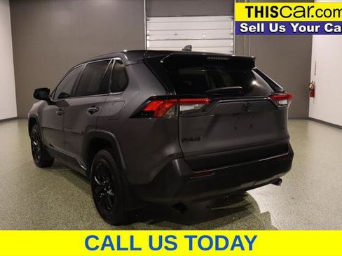 Used 2023 Toyota RAV4 LE FWD image 6