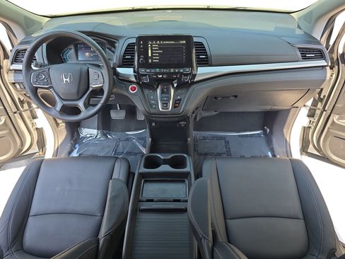 Certified 2024 Honda Odyssey EX-L image 9