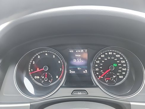 Used 2021 Volkswagen Atlas SE image 16