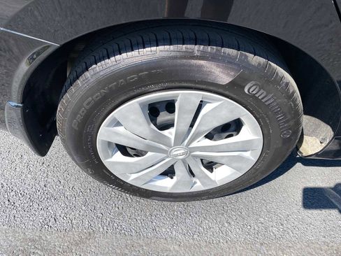 Used 2024 Nissan Versa S w/ Trunk Package image 36