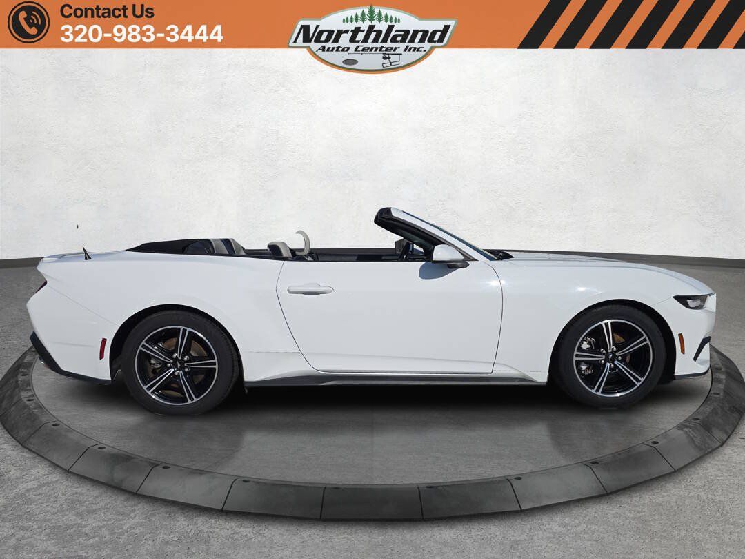 Used 2024 Ford Mustang Premium RWD image 4
