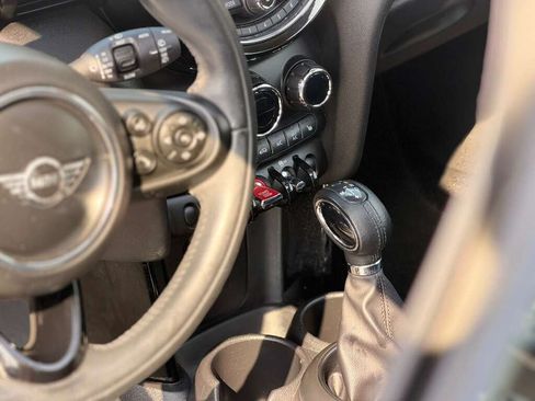 Used 2019 MINI Cooper 2-Door Hardtop FWD image 12