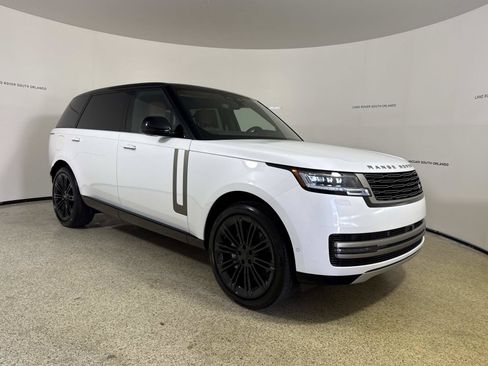 New 2026 Land Rover Range Rover Long Wheelbase SE AWD/4WD image 7