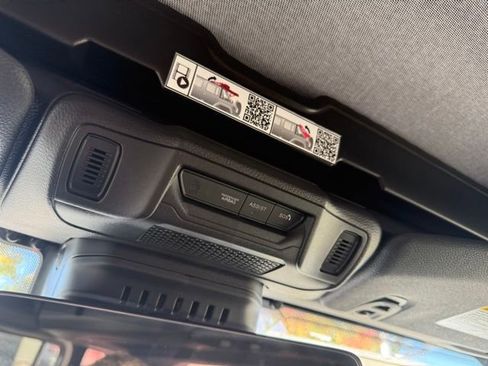 New 2025 Jeep Wrangler Unlimited Rubicon w/ Steel Bumper Group image 24