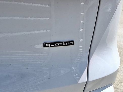 Used 2025 Audi Q5 Premium w/ Convenience Package AWD/4WD image 21