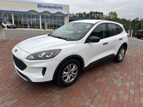 Used 2021 Ford Escape S image 4