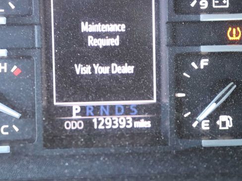 Used 2019 Toyota Tundra SR5 w/ TRD Off Road Package AWD/4WD image 11