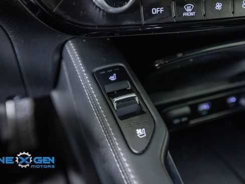 Used 2024 Kia Telluride SX Prestige w/ Towing Package AWD/4WD image 22