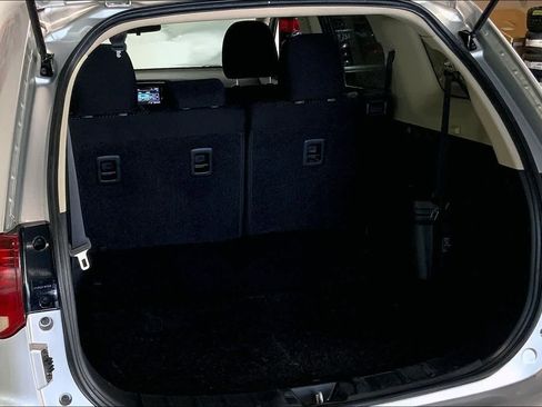 Used 2020 Mitsubishi Outlander ES AWD/4WD image 16