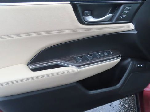Used 2018 Honda Clarity Touring image 11