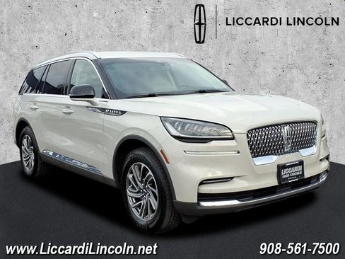Certified 2023 Lincoln Aviator AWD w/ Elements Package image 1