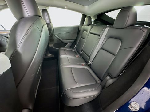 Used 2023 Tesla Model Y Long Range image 25