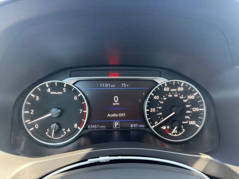 Used 2023 Nissan Altima 2.5 SV FWD image 9