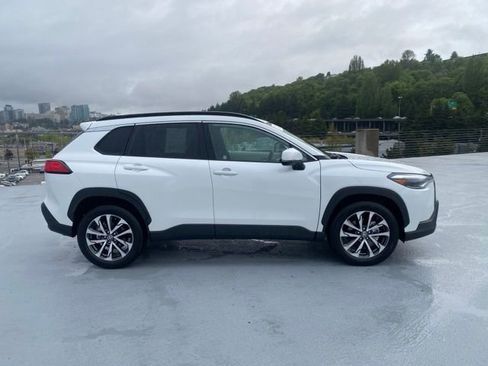 Certified 2023 Toyota Corolla Cross XLE w/ Convenience Package AWD/4WD image 3