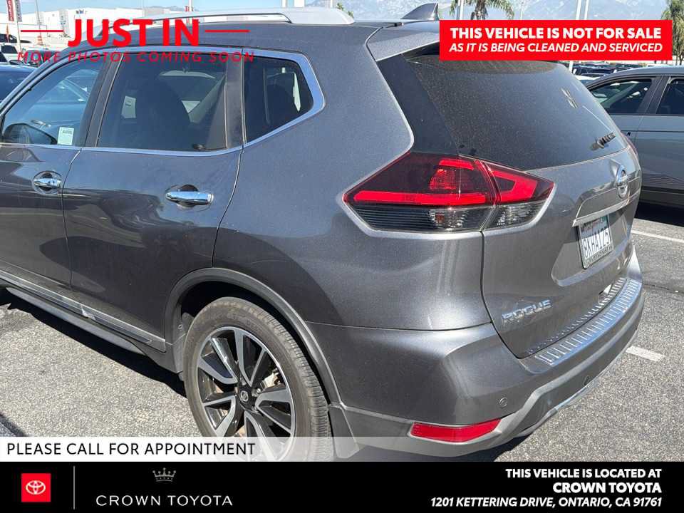 Used 2019 Nissan Rogue SL w/ Premium Package FWD image 3