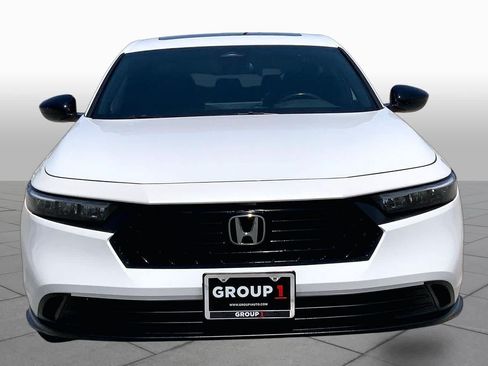 Used 2023 Honda Accord Sport image 4