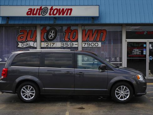 Used 2019 Dodge Grand Caravan SXT FWD image 21