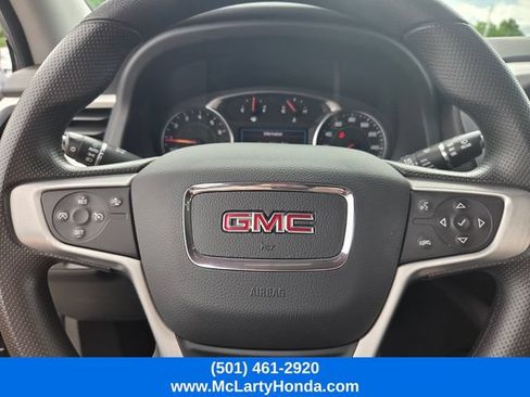 Used 2023 GMC Acadia SLE w/ Driver Convenience Package FWD image 26