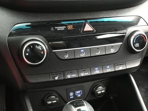 Used 2021 Hyundai Tucson Value FWD image 19