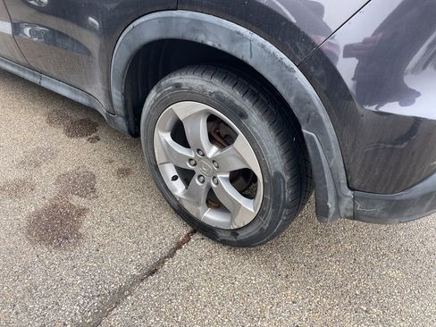 Used 2017 Honda HR-V LX image 4