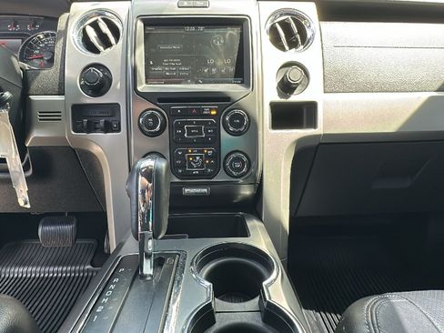 Used 2014 Ford F150 FX4 w/ Equipment Group 402A Luxury AWD/4WD image 21