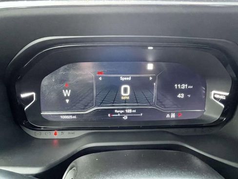 Used 2022 GMC Yukon XL Denali w/ Denali Premium Package image 21