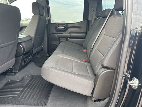 Used 2025 Chevrolet Silverado 1500 Custom Trail Boss w/ LPO, Dark Essentials Package image 33