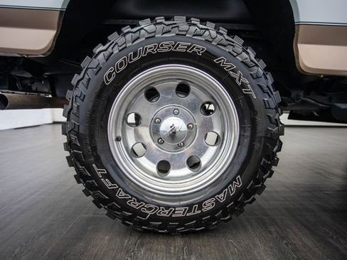 Used 1996 Ford Bronco XLT image 38