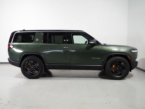 Used 2024 Rivian R1S Adventure AWD/4WD image 6