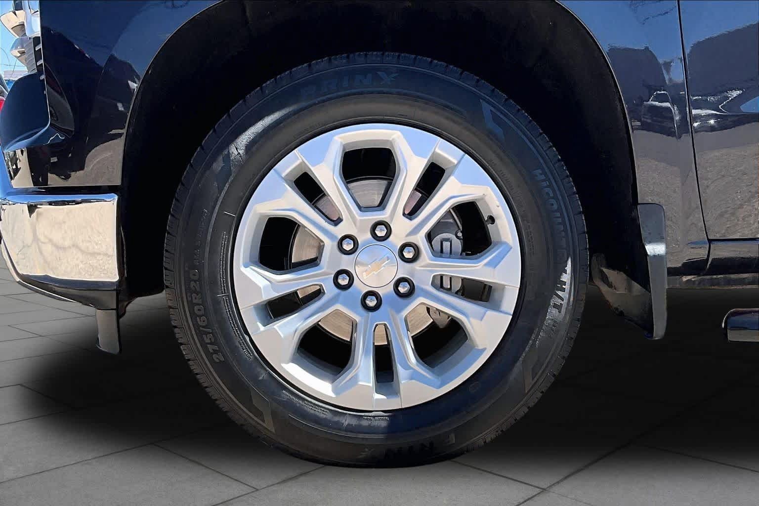 Used 2023 Chevrolet Silverado 1500 LTZ RWD image 11