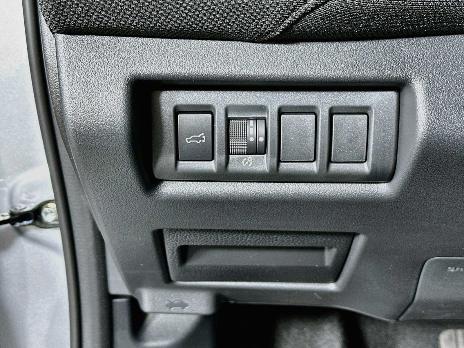 Certified 2026 Subaru Outback Premium AWD/4WD image 10