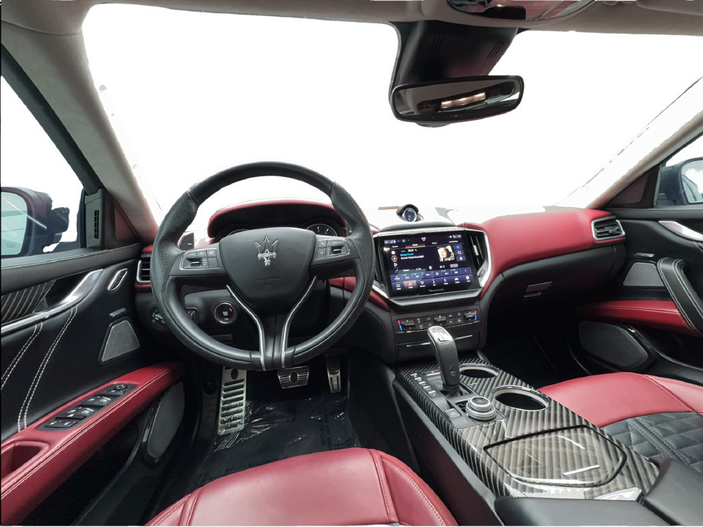 Used 2023 Maserati Ghibli Modena RWD image 40