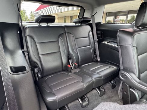 Used 2018 GMC Acadia SLT AWD/4WD image 30