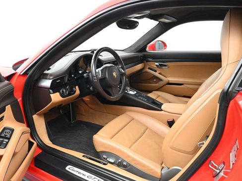 Used 2016 Porsche 911 Carrera GTS image 4