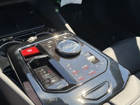 New 2026 BMW M5 w/ Executive Package image 22