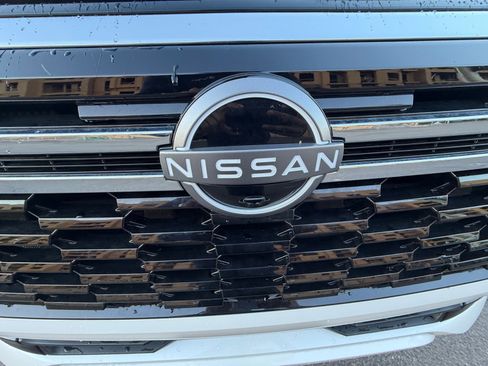 Used 2025 Nissan Armada SV image 23