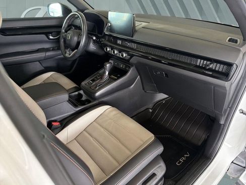 Used 2024 Honda CR-V Sport Touring image 24