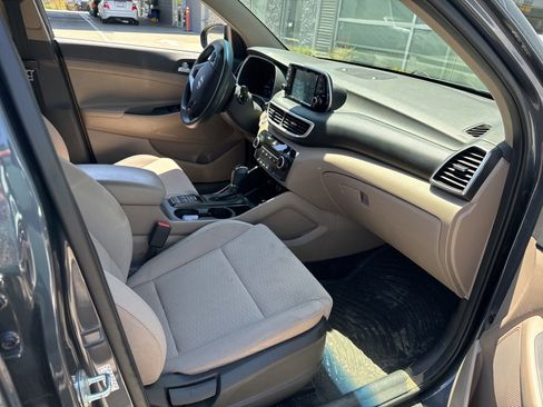 Used 2021 Hyundai Tucson Value FWD image 16