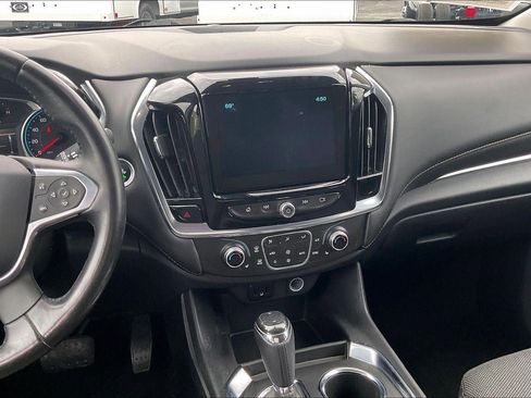 Used 2018 Chevrolet Traverse LT FWD image 6