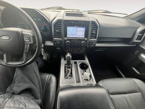 Used 2018 Ford F150 XLT w/ Equipment Group 302A Luxury image 9