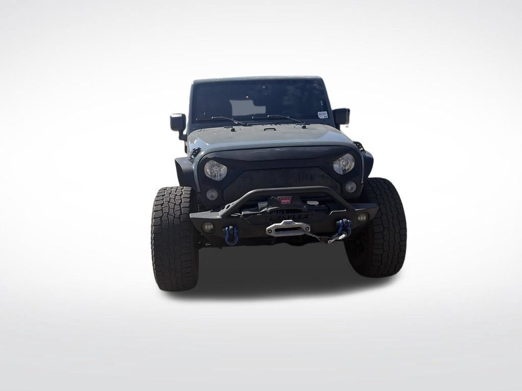 Used 2014 Jeep Wrangler Unlimited Rubicon w/ Connectivity Group AWD/4WD image 9