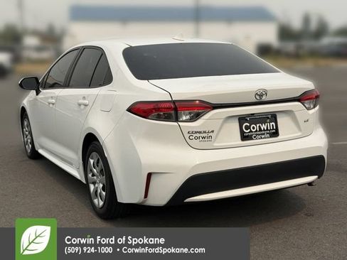 Used 2021 Toyota Corolla LE w/ Carpet Mat Package (TMS) FWD image 15